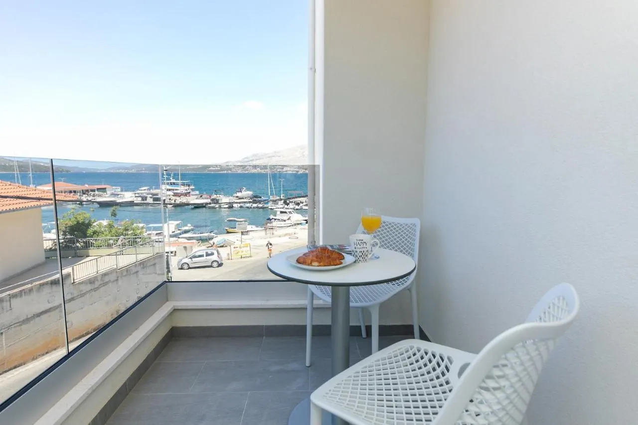 Enjoy Trogir Ciovo Apartment
