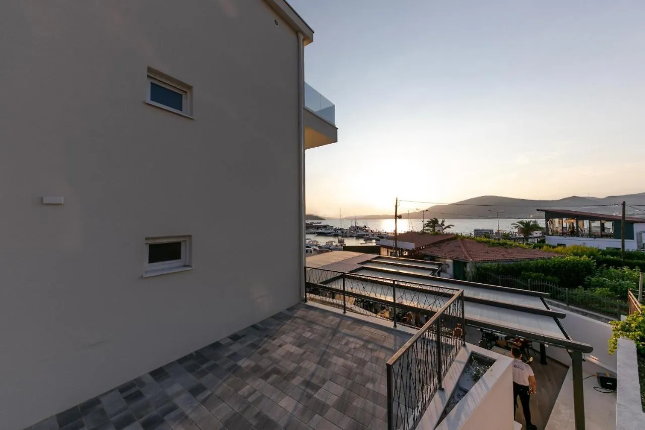 Enjoy Trogir Ciovo Apartment